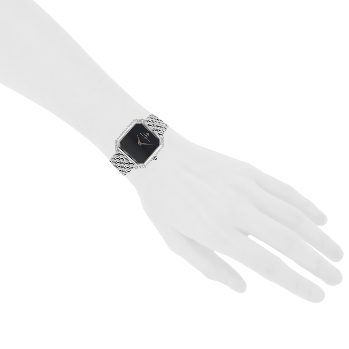 D1-baume-mercier-watch-in-white-gold-circa-1970