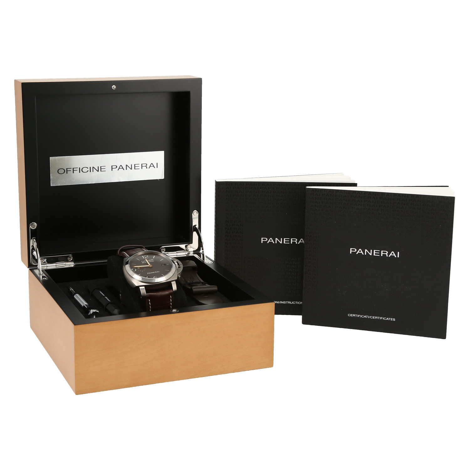 D2-panerai-luminor-marina-1950-3-days-in-titanium-ref-pam00351-circa-2017