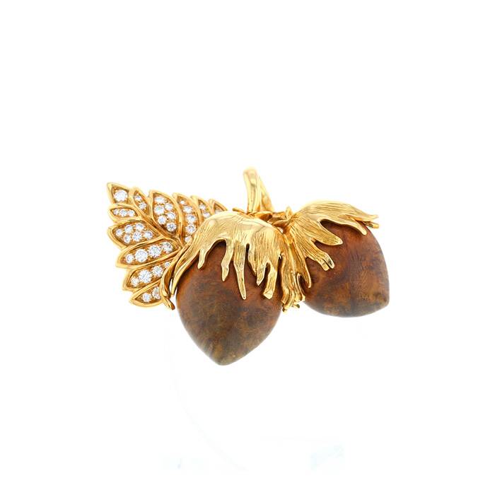 00pp-rene-boivin-brooch-pendant-in-yellow-gold-wood-and-diamonds