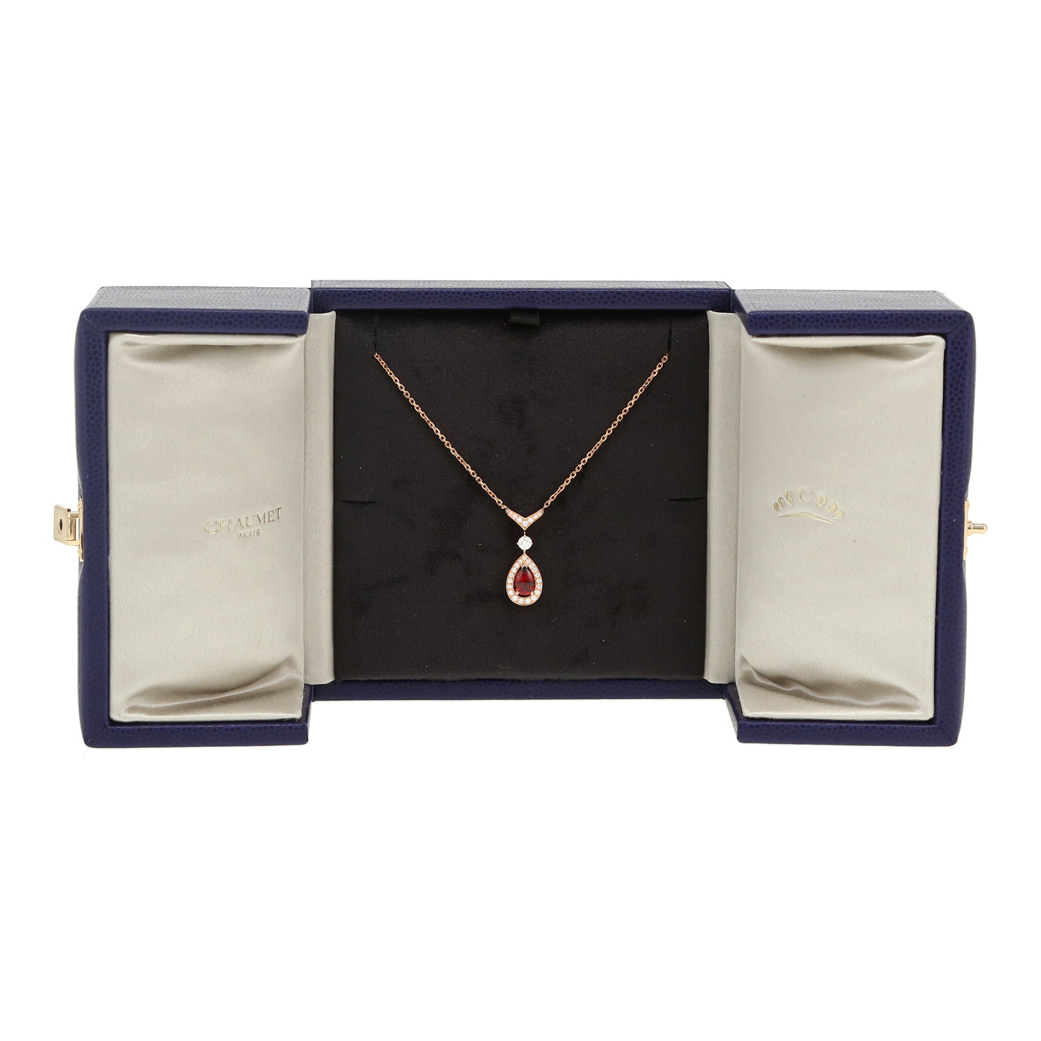 D2-chaumet-josephine-aigrette-necklace-in-pink-gold-garnet-and-diamonds